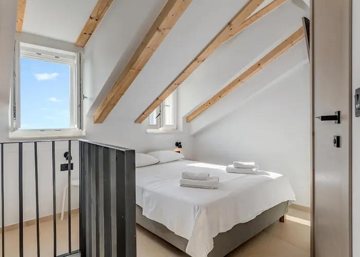 Tiny Secret House 公寓