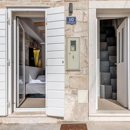 Tiny Secret House Apartment Komiza