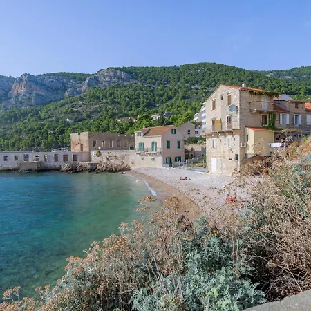 Apartment Tiny Secret House Komiza